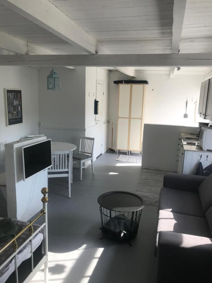 Galleriet Bnb Stenkyrka エクステリア 写真